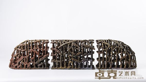 《山之意-秋露》材质：柴烧粗陶 120Ⅹ12.5Ⅹ26.5cm 2015年 李素芳