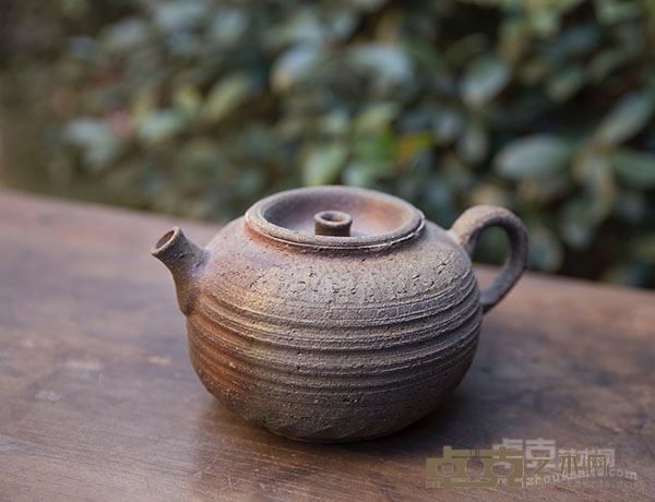 柴烧壶（一）-15x15x11cm 康羽荻作品