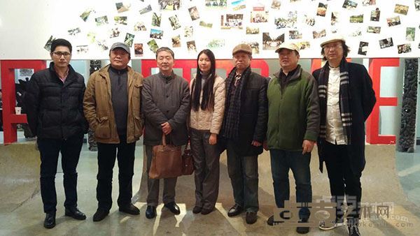 “2016艺术实践油画写生作品展”现场