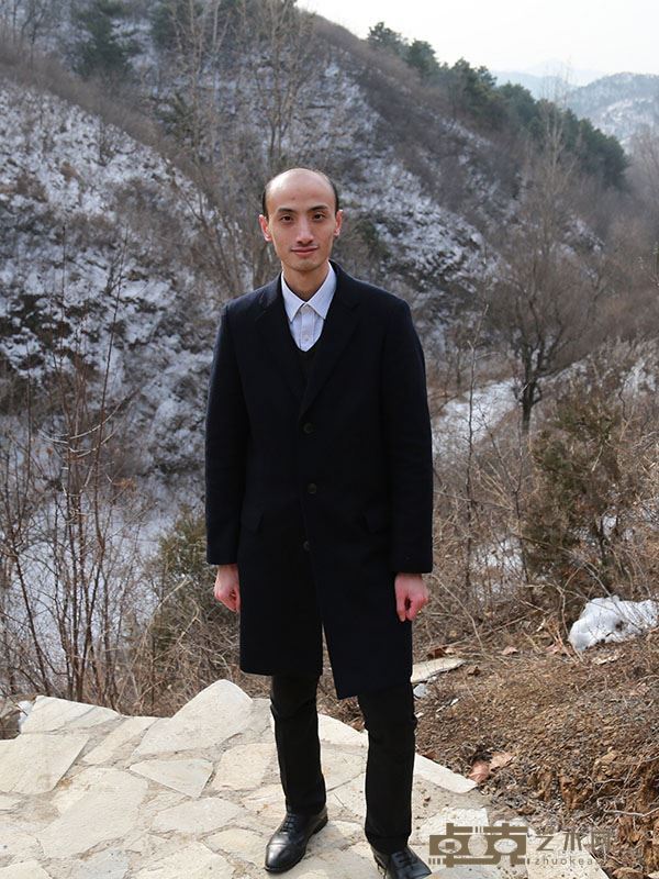 艺术家 颜康平
