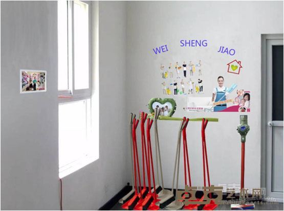 张嗣作品