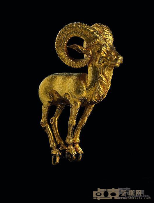 公羊金像 高5.2cm，宽4.0cm 公元25-50年 黄金