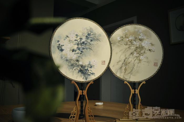 《独自洒芳尘》 彭静